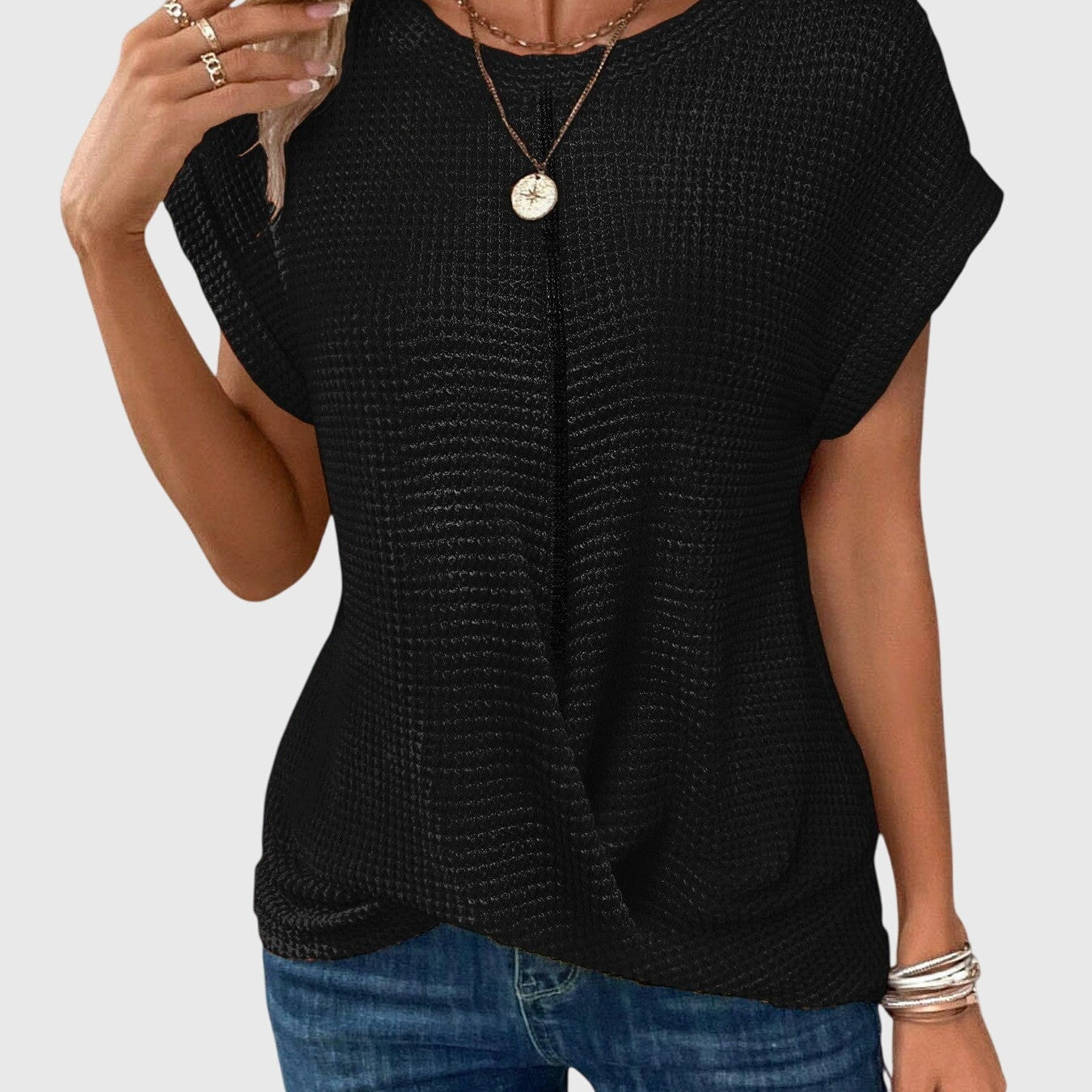 Isa™ | Elegant Blouse with Round Neck