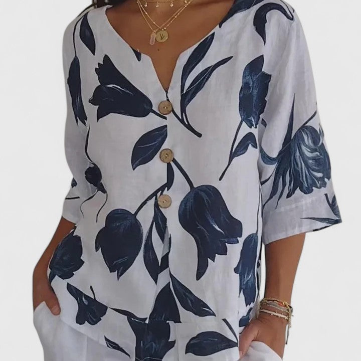 Laura | Comfortable V-Neck Blouse