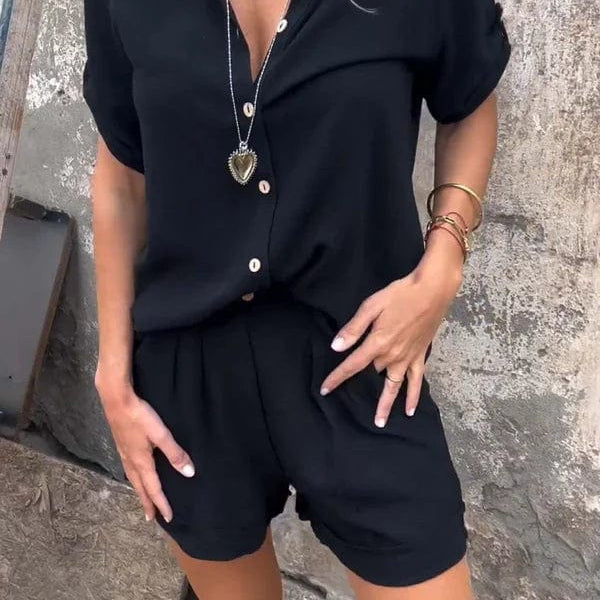 Melda - Airy Buttoned Set